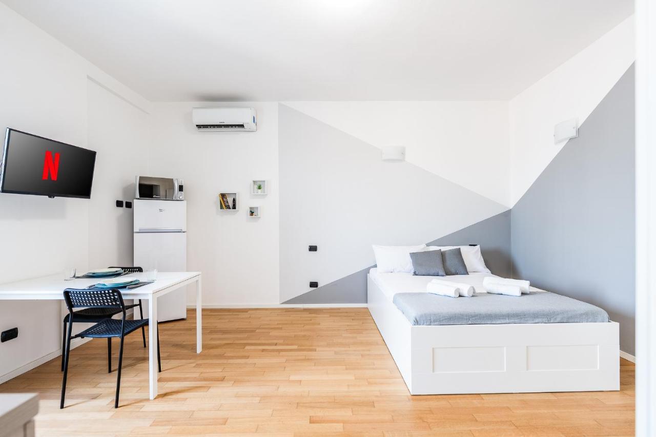Milano -Duomo 13 Min, Netflix E Wi-Fi Apartamento Exterior foto